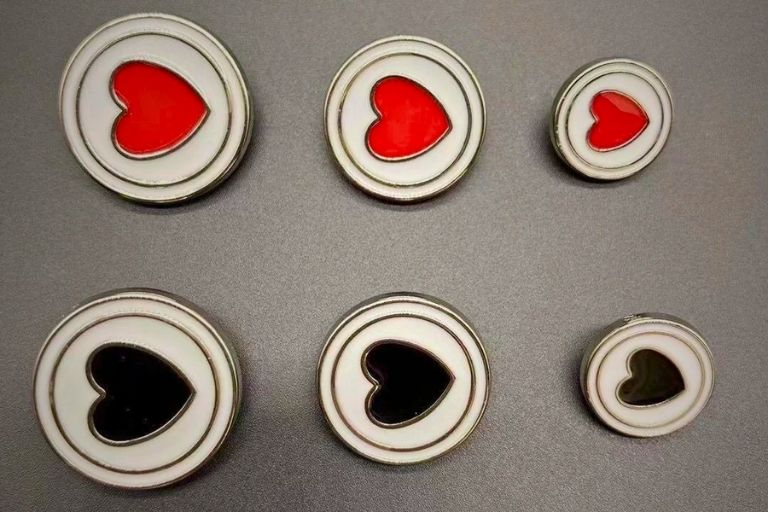 Black And Red Round Heart Metal Button