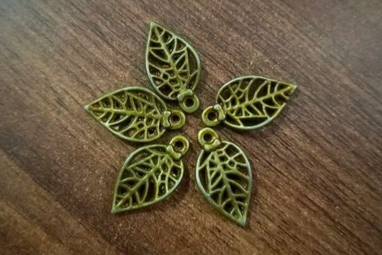 Leaf Metal Charm